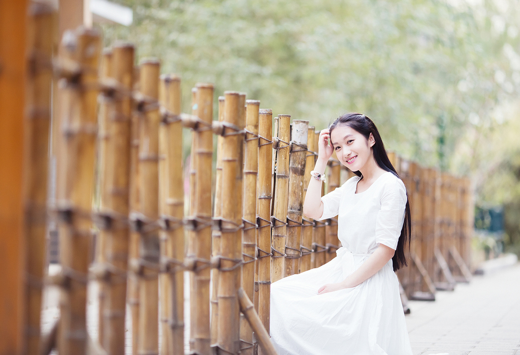 佳能18-55和50定焦怎么选,佳能35mm定焦怎么选