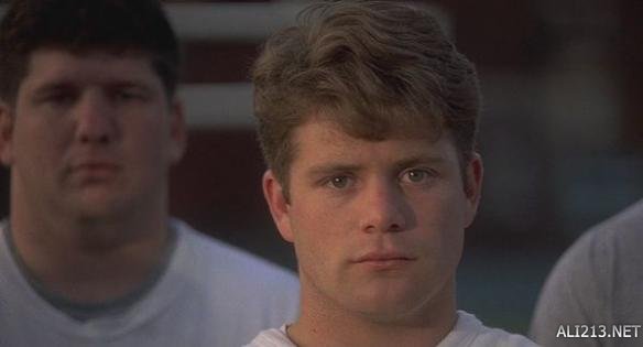 让人热血沸腾的十部必看战争电影,必看的10部励志体育电影