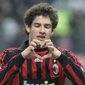 当前最好的足球小将,那些年令人怀念的足球名场面