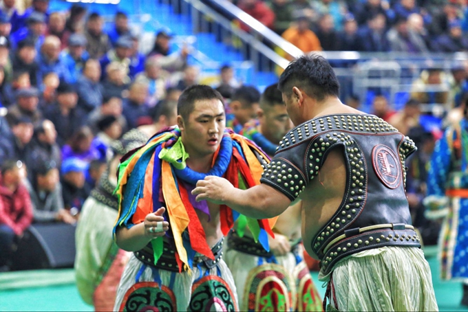 蒙古最精彩的竞技比赛,蒙古国搏克竞技