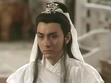 李小璐的脸经历了什么,李小璐脸很大吗