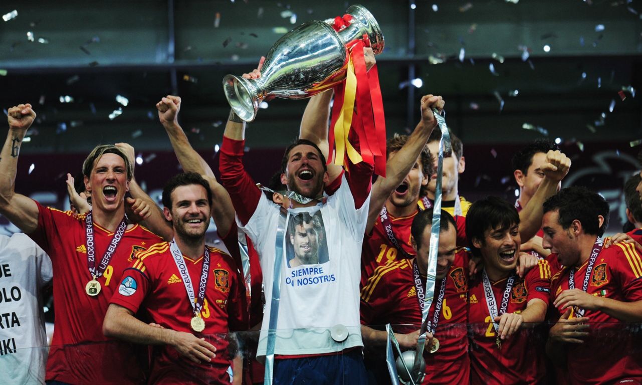 拉莫斯背手防守,拉莫斯的经典防守