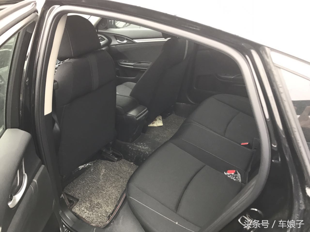 思域civic220是1.5还是2.0t,09款思域civic1.8是什么配置