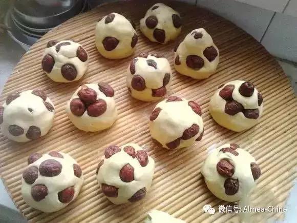 过小年,迎新春!阿米娅祝大家小年夜快乐!