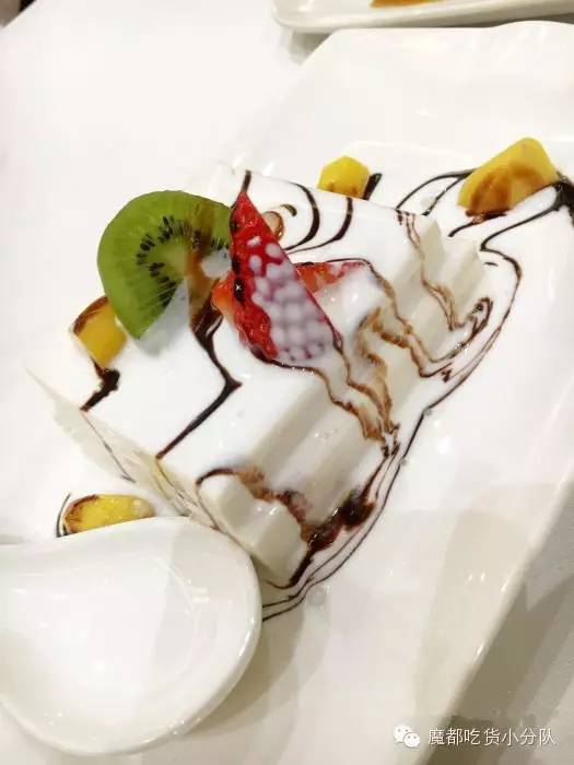 上海十大必吃美食街区排名,上海美食最多的商场推荐