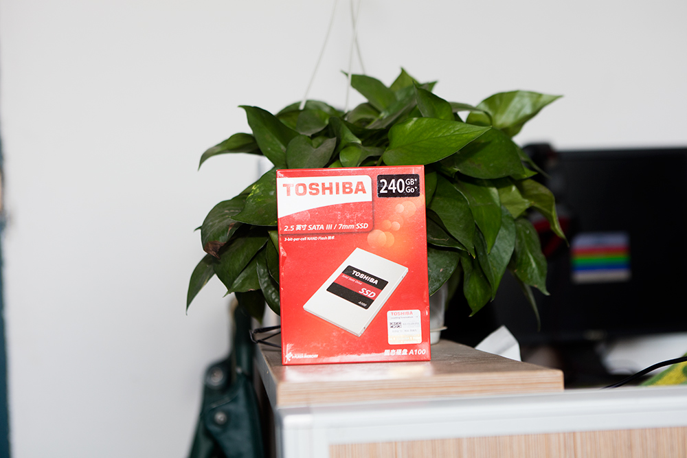 ssd固态硬盘缓存容量,ssd固态硬盘查看容量