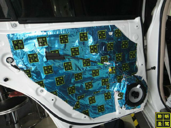 丰田锐志汽车音响调节最佳效果,丰田锐志汽车音响喇叭改装入门