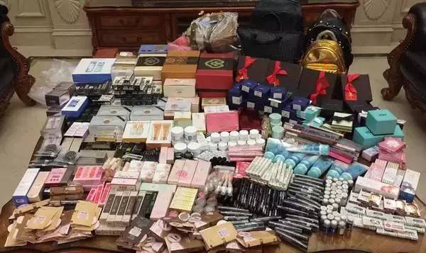 出国留学怎么花最少的钱,留学靠什么赚钱