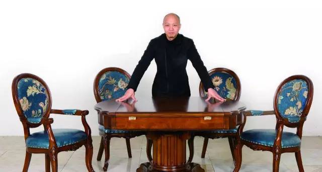 封面故事：团队同心力无穷——四川齐田家居有限公司访问记