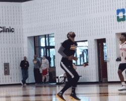 「氧气是个地铁」2017年会-嘉宾：勒布朗·詹姆斯们