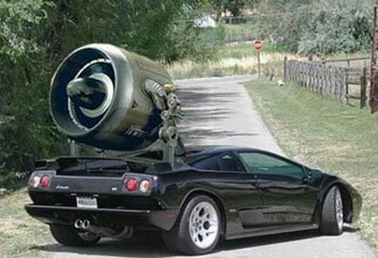 车在囧途︱车速300码时听什么歌最带劲？急！在线等