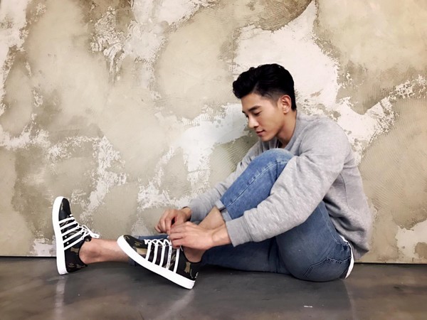 刘德华坠马回港,刘德华坠马回港全程