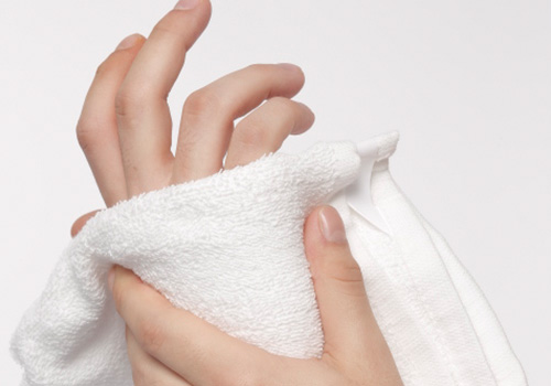 中药热敷怎么样才能不烫伤,治疗白斑的中药可以泡脚吗