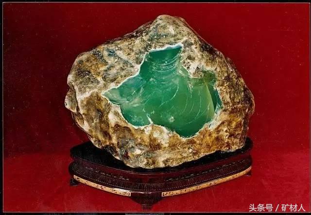 世界上最美的翡翠图片,世界上最美的玉石图片