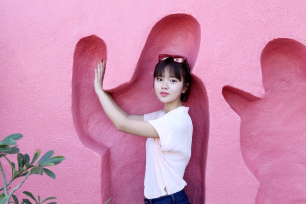 头发不长不短尴尬期怎么弄低马尾,头发不长不短尴尬期