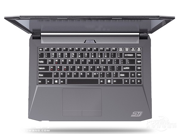 极品飞车18宿敌电脑配置,电脑版极品飞车18操作指南