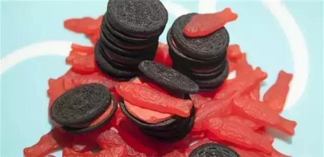 奥利奥的成长历险记,奥利奥百年发展历程创意