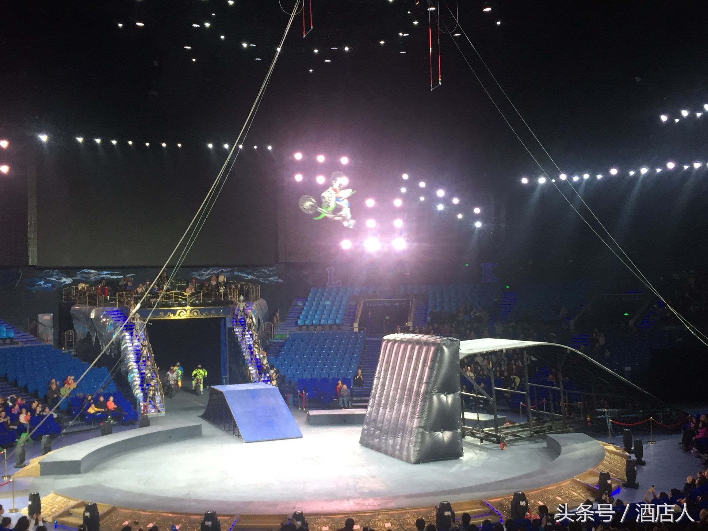 珠海长隆马戏酒店和横琴湾酒店,珠海长隆马戏酒店哪个房性价比高