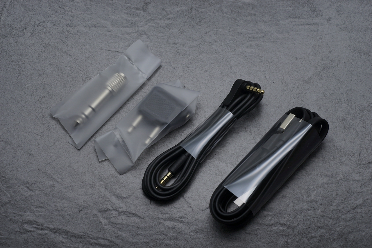 音质最好的千元蓝牙耳机,音质公认最好的有线耳机头戴式