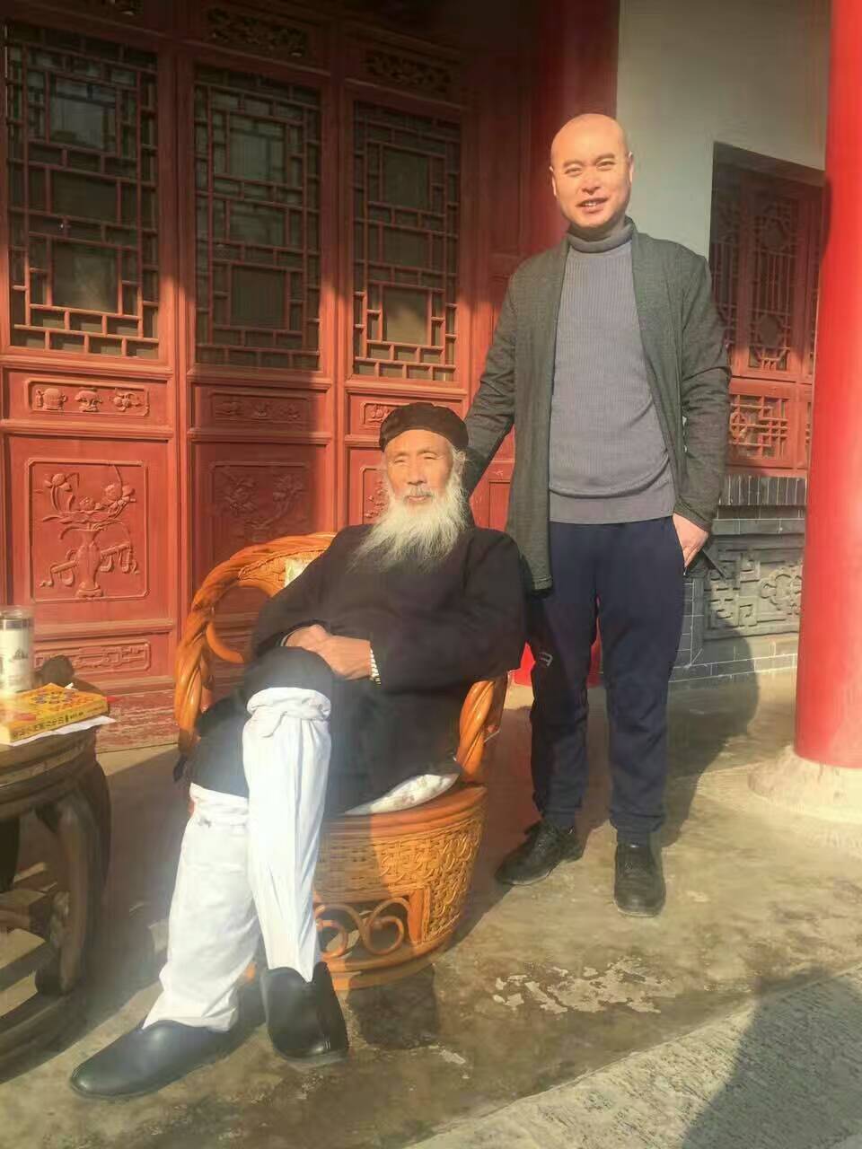 属鸡的人2020怎样躲太岁,2020年属鸡太岁的最佳解决方法