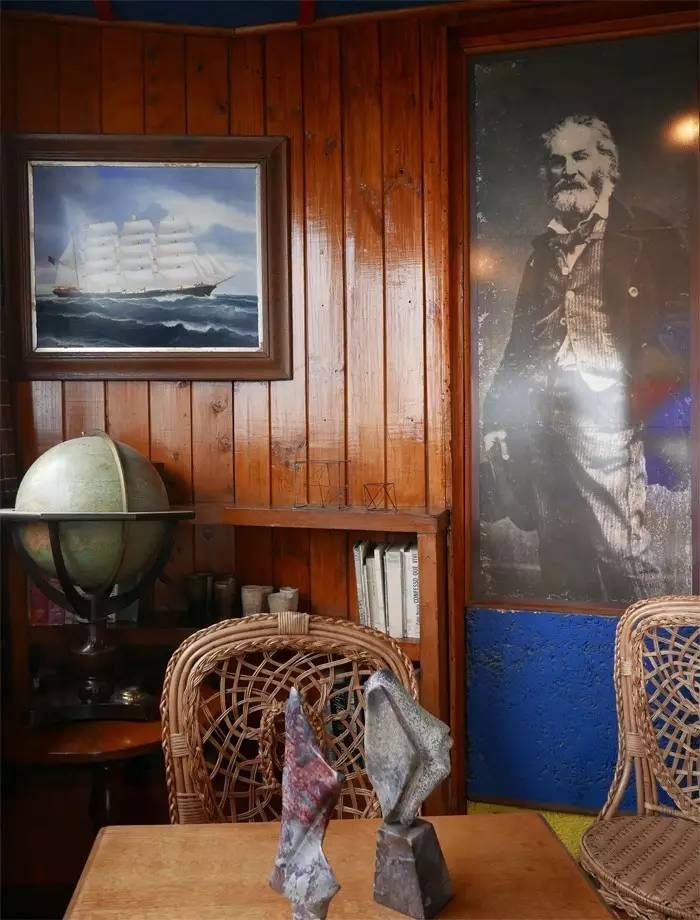 聂鲁达说,没有玩具我就没法活!那么,来看看大诗人怎么活的吧