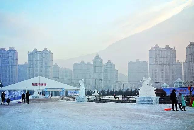 哈尔滨冬天免费玩雪的地方,哈尔滨冰雪旅游春节