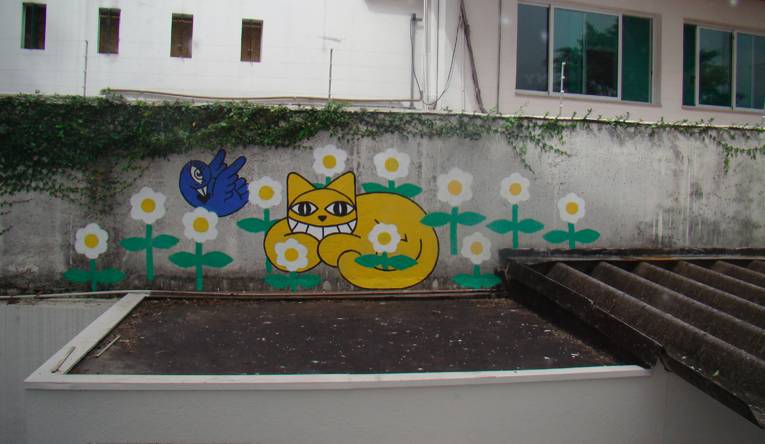 有一个街头艺术家把一只猫涂遍了巴黎，后来它遍布了全世界