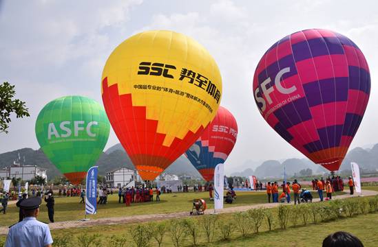 过年不想去人太多地方玩,过年不想呆在家里面