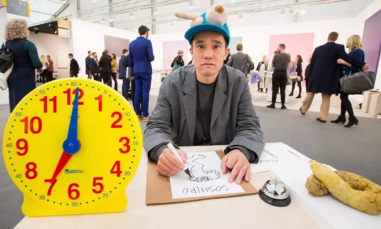 放弃大师改投冷门怪咖，优衣库的艺术跨界越跨越魔性！