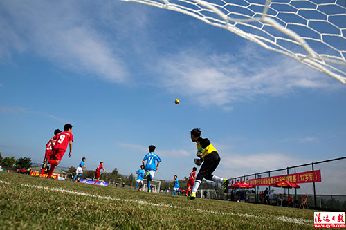 开波！全国70支男、女子代表队齐聚清远赛足球