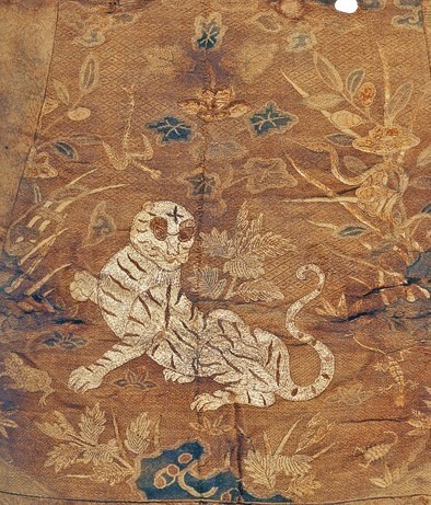 鉴赏｜后妃吉服与便服