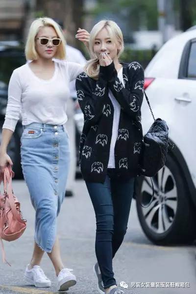 春秋女装短外套风格搭配什么裤子,外套春秋女款怎么穿搭好看