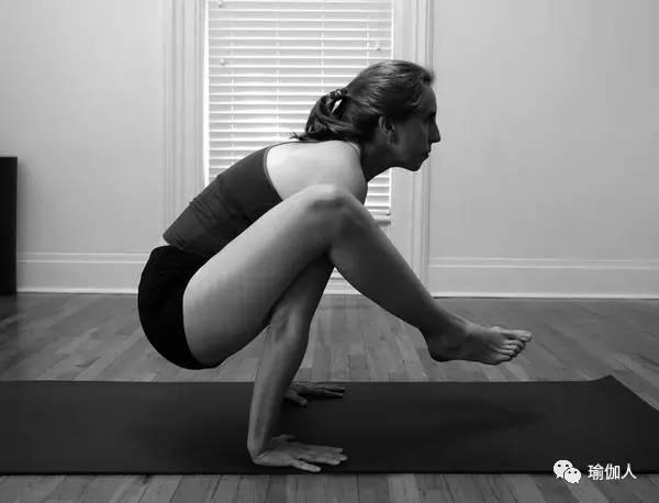 rosie瑜伽瘦手臂,瑜伽瘦手臂收副乳视频