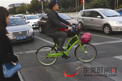 外观、费用和舒适度对比摩拜、优拜哪个更适合你