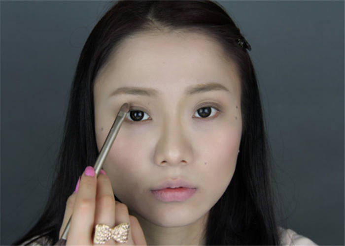 不是吹，女神可能还没你会化妆！