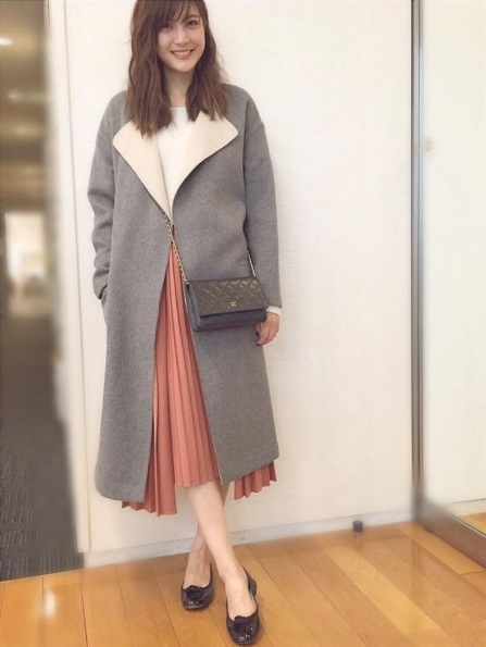 跟唐嫣高圆圆学春夏穿搭,高圆圆唐嫣穿衣打扮