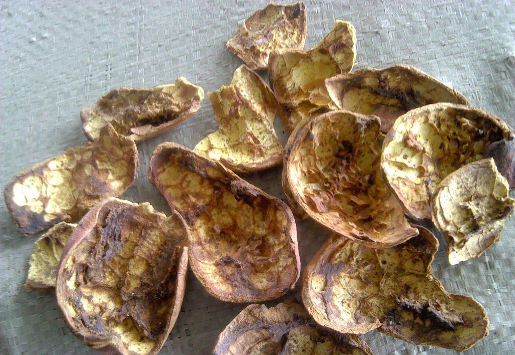 鲜石榴皮治腹泻的正确方法,新鲜的石榴皮治腹泻的正确方法