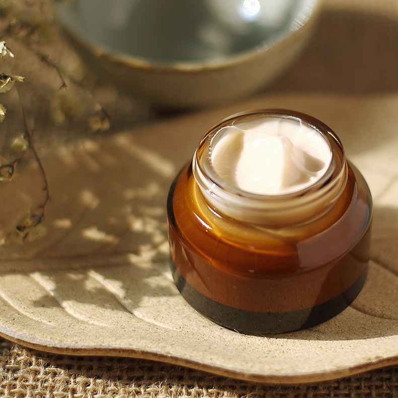 芦荟胶跟维生素哪个祛痘效果好,芦荟胶和祛疤膏哪个效果好