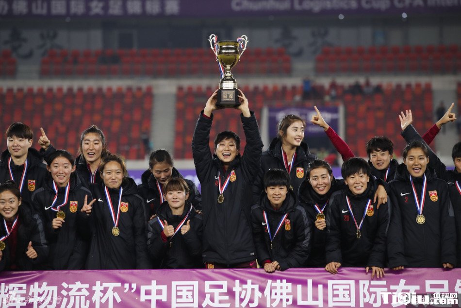 男足被骂后评论,男足被骂后男足的反击