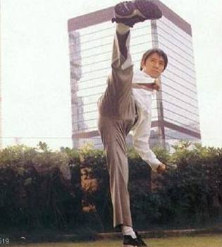 百年影帝对周星驰的评价,老外看星爷无厘头功夫