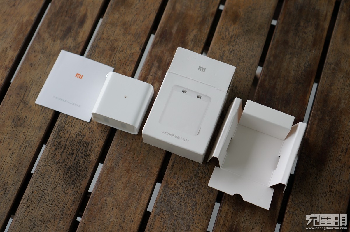 小米65w充电器cdq07zm拆解,充电器cdq03zm和ado7zw有什么不同