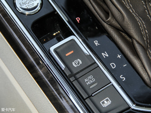 星光熠熠2016年那些被明星加持的新车