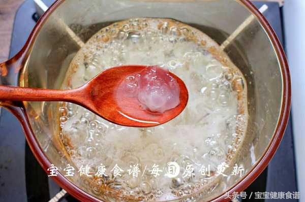 推荐8款润肺润喉养生汤,不寒凉又降火润肺的汤