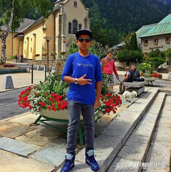 14岁迪拜男孩花200万买球鞋，叔叔阿姨你们穷爆了！