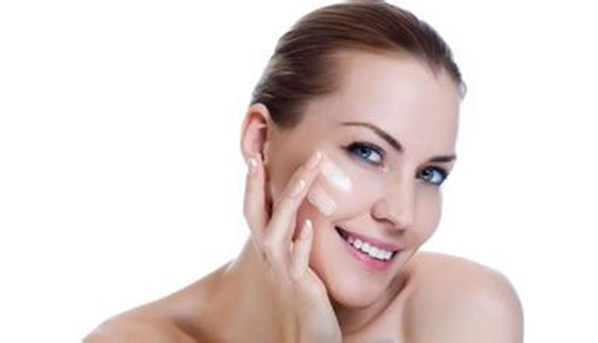 先涂防晒还是隔离护肤的正确步骤,百雀羚护肤套装的正确护肤步骤