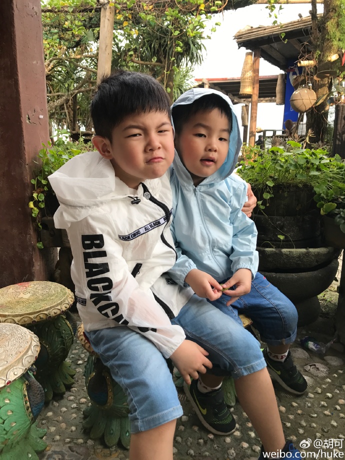 安吉考拉的视频,安吉考拉海边度假