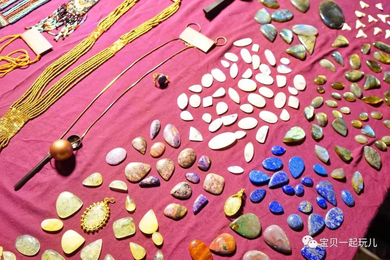 老娘的青春那么短，花点钱开心又何妨