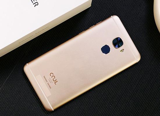 情人节表白送什么花合适女生,情人节表白送什么潮品鞋服