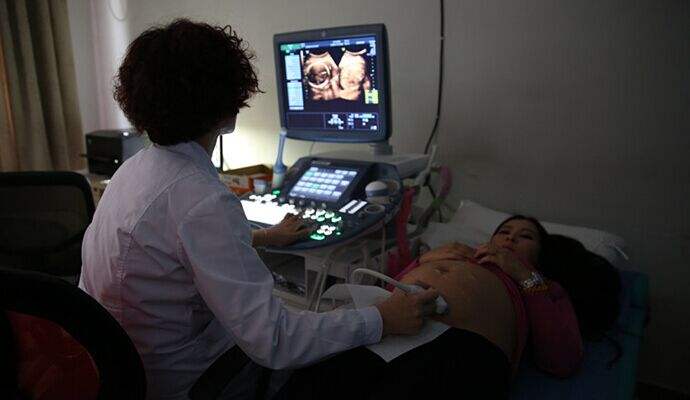 羊水过多的孕妈怎么办,孕妇羊水过多怎么改善