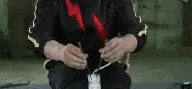 真实枪架搞笑图片,枪械后坐力搞笑图片